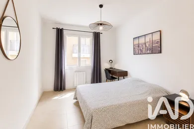 Apartment in Toulon (83000)