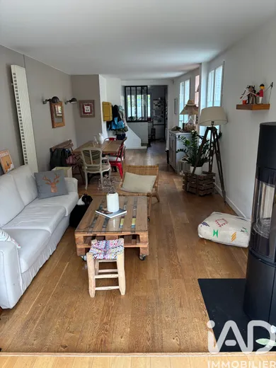 Maison à Suresnes (92150)
