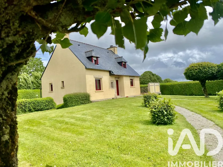 Maison 6 pièces 102 m² · à Plémet · 102 m² · 208 000 €