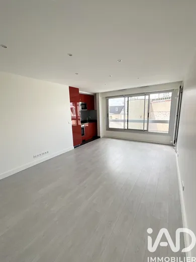 Apartment in Paris (75004)