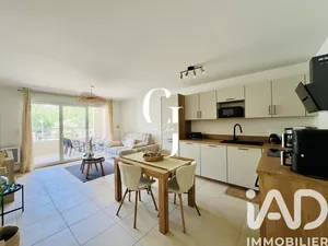 Apartment in Solliès-Pont (83210)