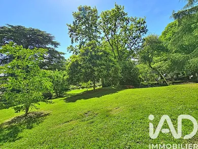 Apartment in Suresnes (92150)