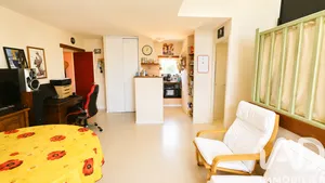 Apartment in Rezé (44400)