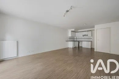 Apartment in Cachan (94230)