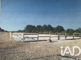 Terrain à Villeneuve-sur-Yonne (89500)