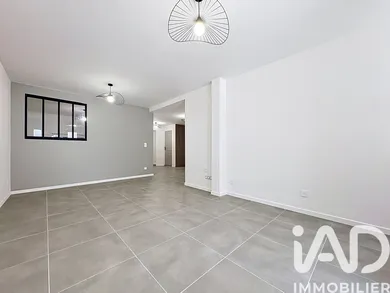 Immeuble à Cazouls-lès-Béziers (34370)