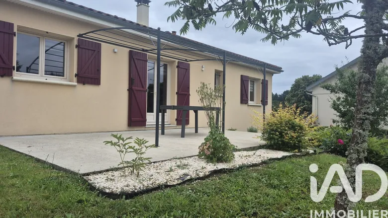 Maison 4 pièces 92 m² · à Saint-Léonard-de-Noblat · 91,5 m² · 213 000 €