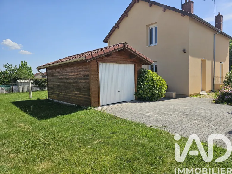 Maison 4 pièces 69 m² · à Saint-Vallier · 69 m² · 69 000 €