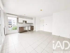 Appartement à Bordeaux (33300)