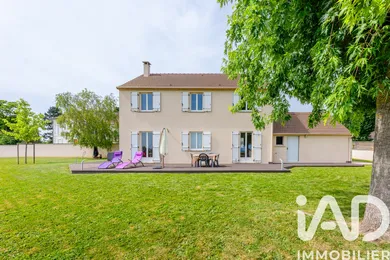 Maison à Écouen (95440)