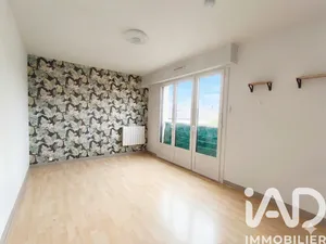 Studio in Angers (49100)