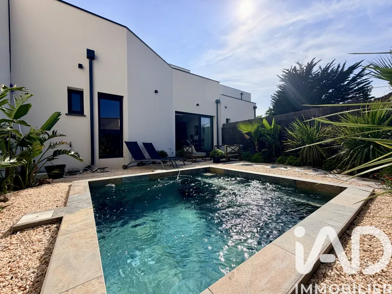 Maison 5 pièces 135 m² · à Saint-Cyprien · 135 m² · 550 000 €