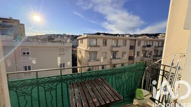 Apartment in Nice (06100)