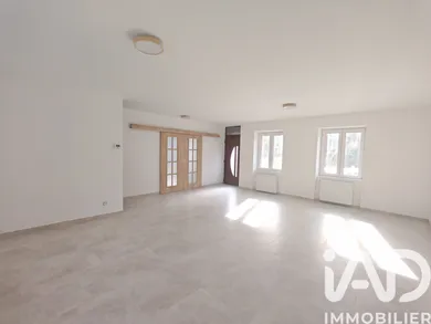 House in Loyat (56800)