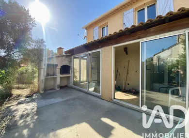 Traditional house in Pernes-les-Fontaines (84210)
