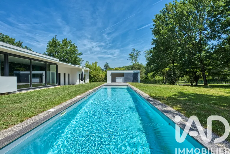 Maison 6 pièces 260 m² · à Cénac · 260 m² · 1 300 000 €