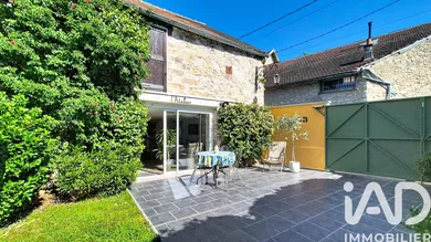 Maison de ville à Moret-Loing-et-Orvanne (77250)
