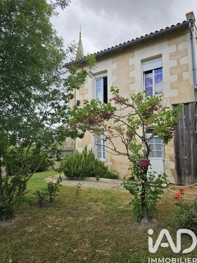 Maison traditionnelle à Val-de-Livenne (33820)