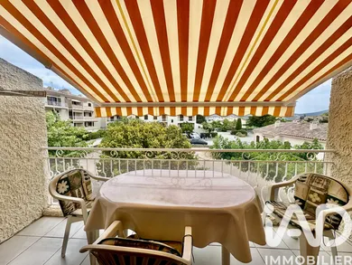 Apartment in Saint-Cyr-sur-Mer (83270)