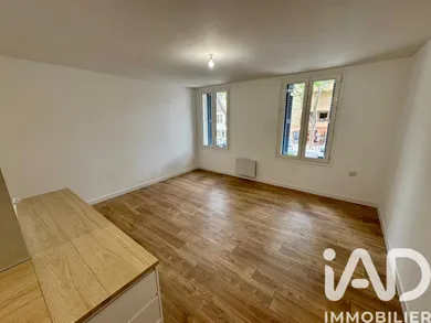 Appartement à Salon-de-Provence (13300)
