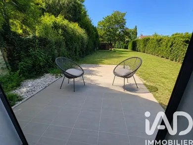 Maison de campagne à La Chapelle-sur-Chézy (02570)