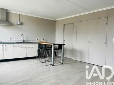 Apartment in Reims (51100)