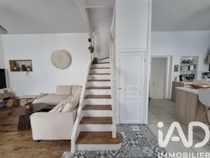 Townhouse in Thouars (79100)