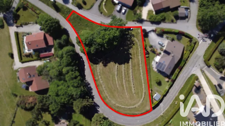 Terrain à Cruseilles (74350) · 699 000 €