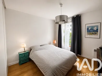 Apartment in Paris (75013)