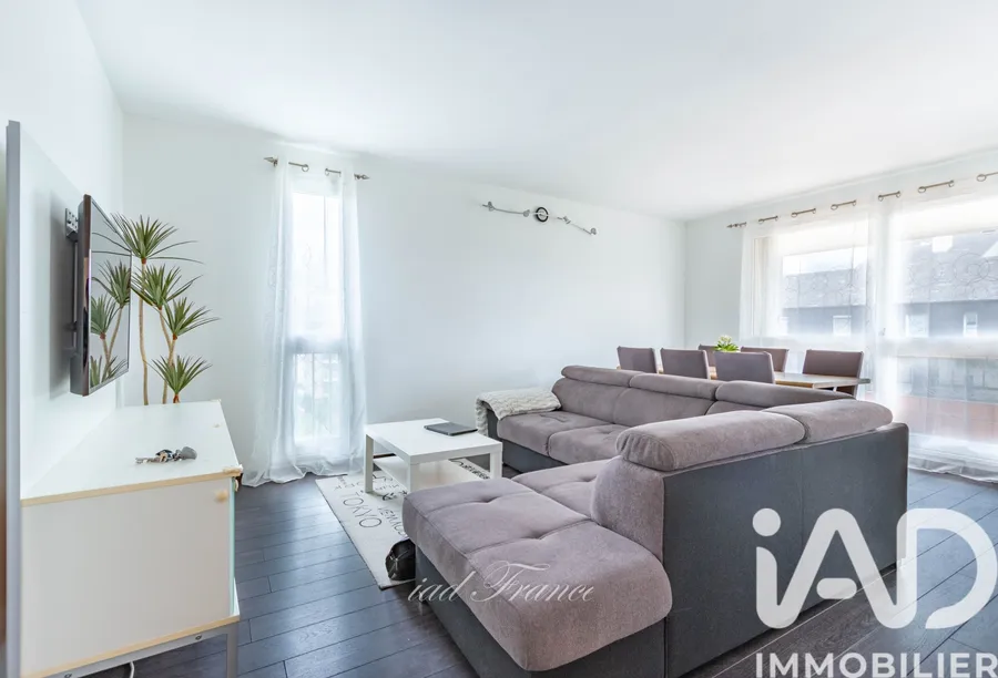 Appartement à Éragny (95610) photo 3