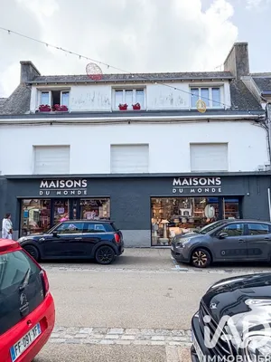 Building in Pont-l'Abbé (29120)