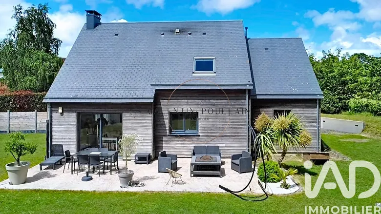 Maison 6 pièces 118 m² · à Saint-Amand · 118 m² · 249 000 €