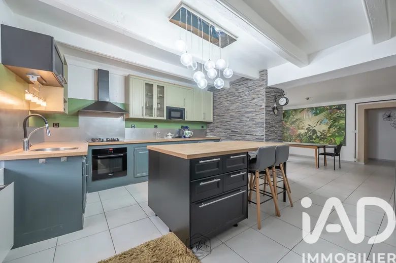 Maison 7 pièces 250 m² · à Kemplich · 250 m² · 260 000 €