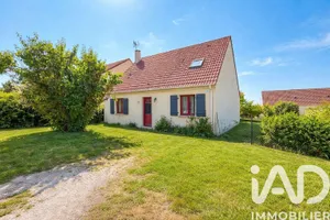 Detached house in Champigny (89340)