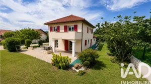 Traditional house in Oyeu (38690)