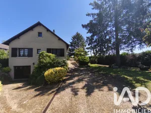 Maison à Notre-Dame-de-l'Isle (27940)