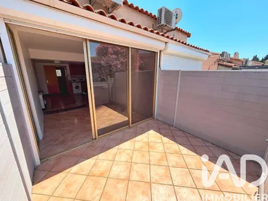 Apartment in Sanary-sur-Mer (83110)