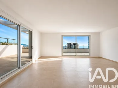 Apartment in Beausoleil (06240)