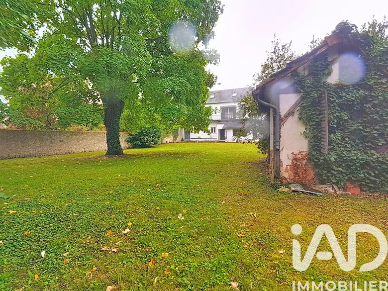 Maison 6 pièces 324 m² · à Montargis · 324 m² · 243 000 €