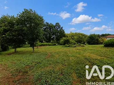 Building plot in Saint-Sever (40500)