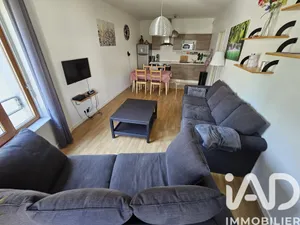 Apartment in Bordeaux (33800)