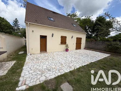 Detached house in Moncourt-Fromonville (77140)