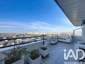 Apartment in Tours (37200)