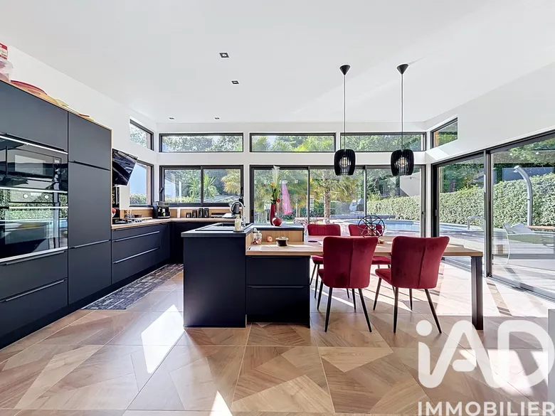 Maison 6 pièces 153 m² · à Herbignac · 153 m² · 474 000 €