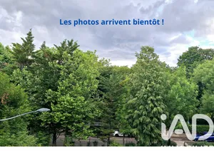 Apartment in Le Chesnay (78150)