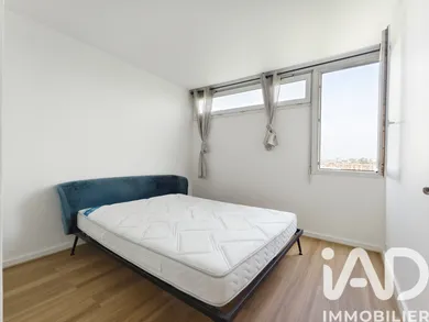 Apartment in Créteil (94000)