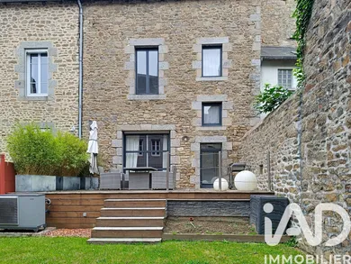 Townhouse in Quintin (22800)