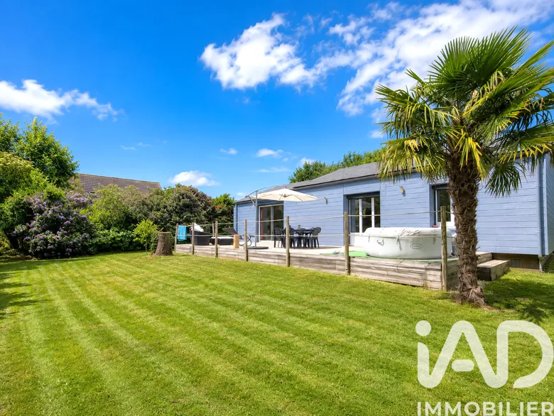 Maison 5 pièces 100 m² · à Manneville-la-Goupil · 100 m² · 256 000 €