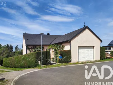 Maison à Monts-de-random  (48700)