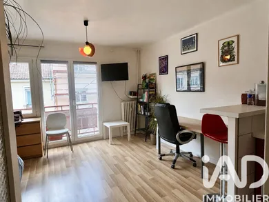 Appartement à Caen (14000)